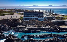 The Point Hotel & Spa